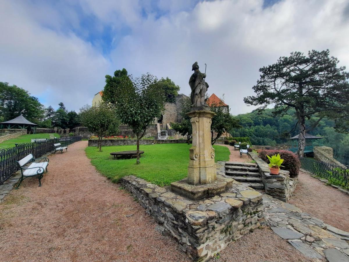 Penzion Hradu Svojanov Svojanov  ภายนอก รูปภาพ